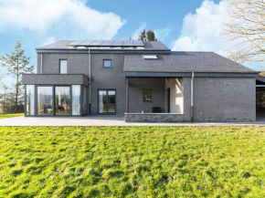 Luxurious family home with garden Petit-Thier